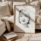 Mockup av Helena Engström Marilyn III affisch på vägg – köp enkelt hos Posternord i hög kvalitet