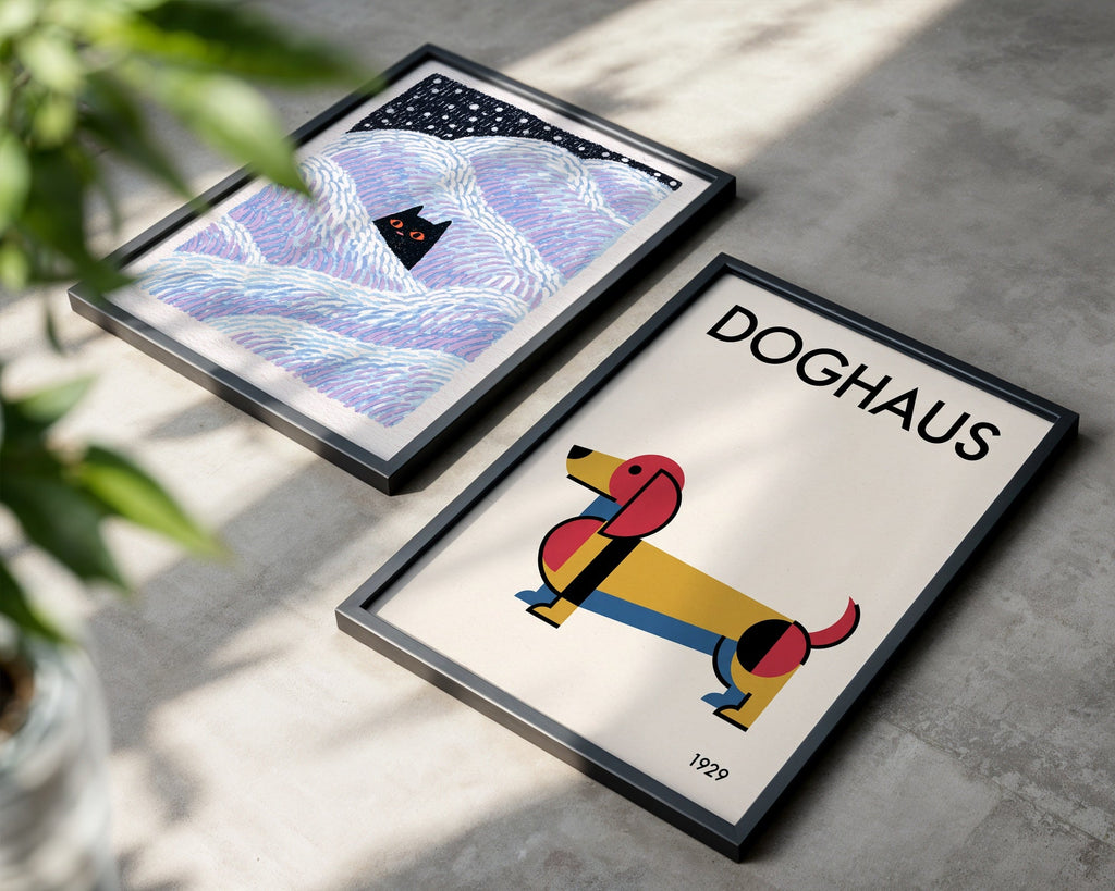 Doghaus Poster – två posters i rum 1