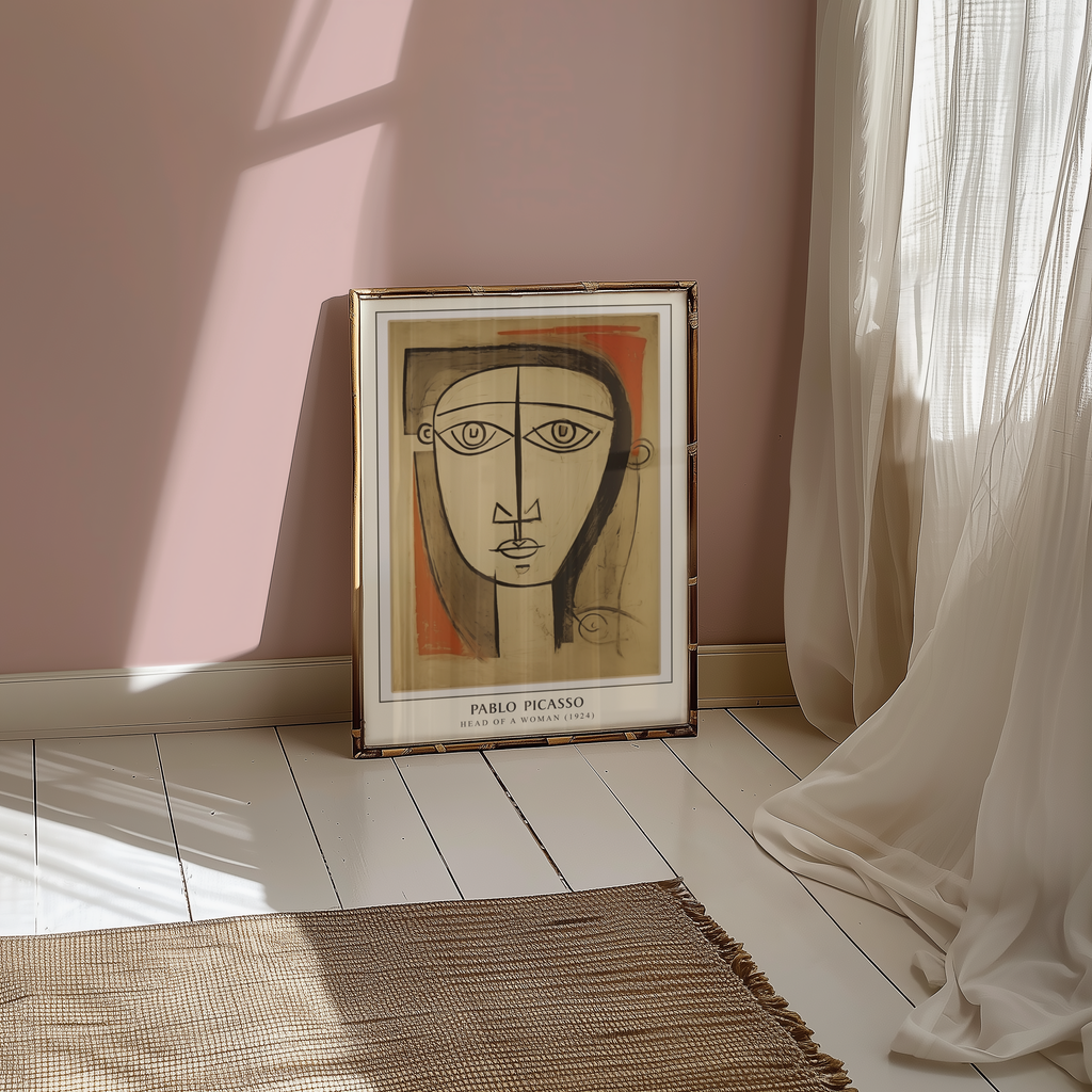 Mockup av Picasso Neutral Toned Face affisch på vägg – köp enkelt hos Posternord i hög kvalitet