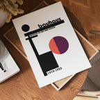Bauhaus Art and Design poster visad rakt fram – Posternord affisch i hög tryckkvalitet
