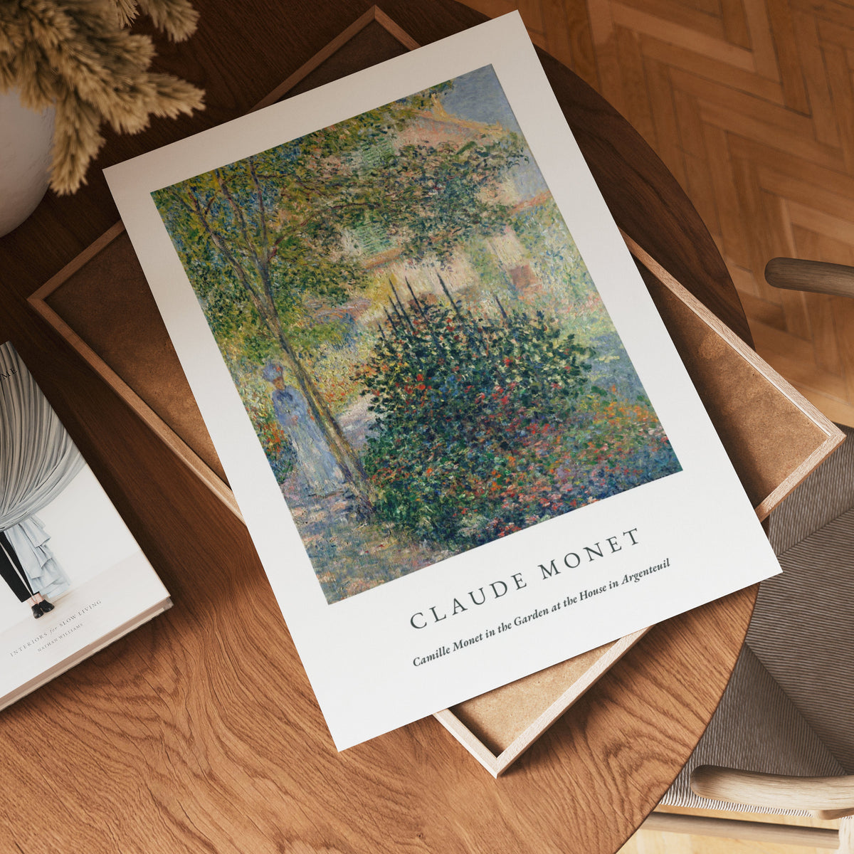 Claude Monet Painting Of – affisch med stilfullt motiv från Bozetto i hög kvalitet