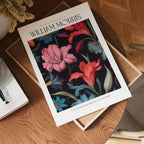 William Morris Midnight Bloom poster visad rakt fram – Posternord affisch i hög tryckkvalitet