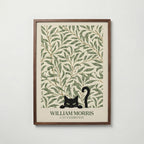 Cat in the Willow Bough William Morris Poster – svart katt i William Morris pilkvistmönster i kräm och grönt