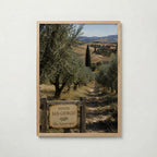 Marco Ricci Podere San Giorgio Toscana Poster – toskansk landsväg kantad av cypresser och vingårdar
