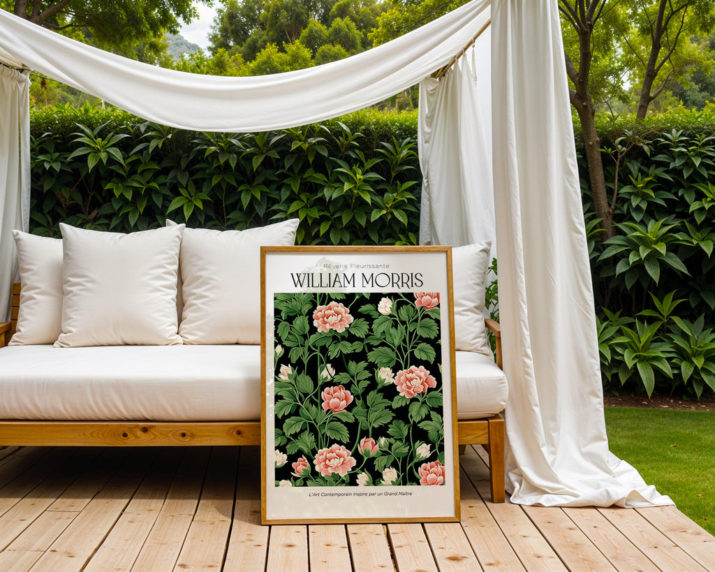 Mockup av William Morris Rose Garden affisch på vägg – köp enkelt hos Bozetto i hög kvalitet